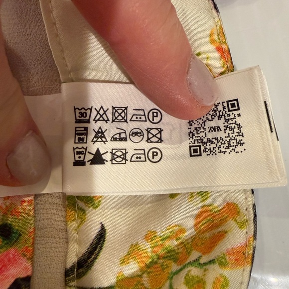 NEW Zara Women's Wide Leg Floral Pants Silky - Picture 6 of 9